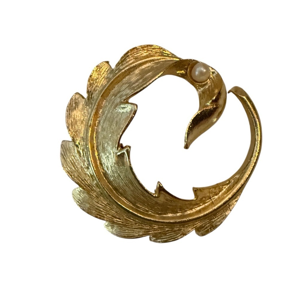 Vintage Gold-Tone Swirl Leaf Brooch with Faux Pearl – 2” Textured Metal Pin